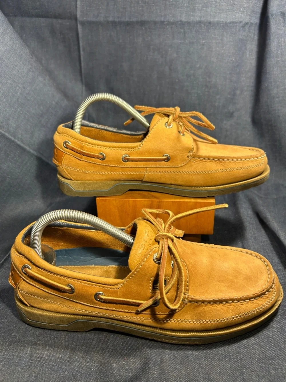 Sperry all leather top sliders loafers